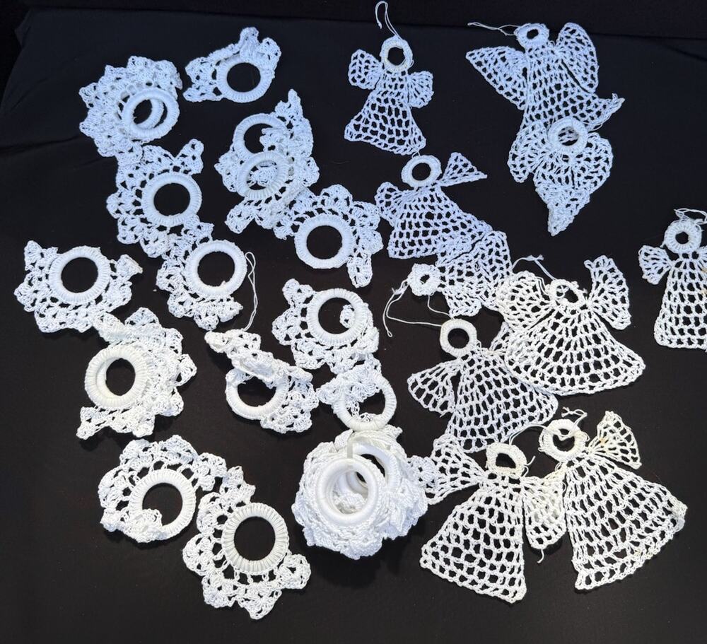 Large Vintage Lot Of Hand Crochet Christmas Tree Ornaments -55D